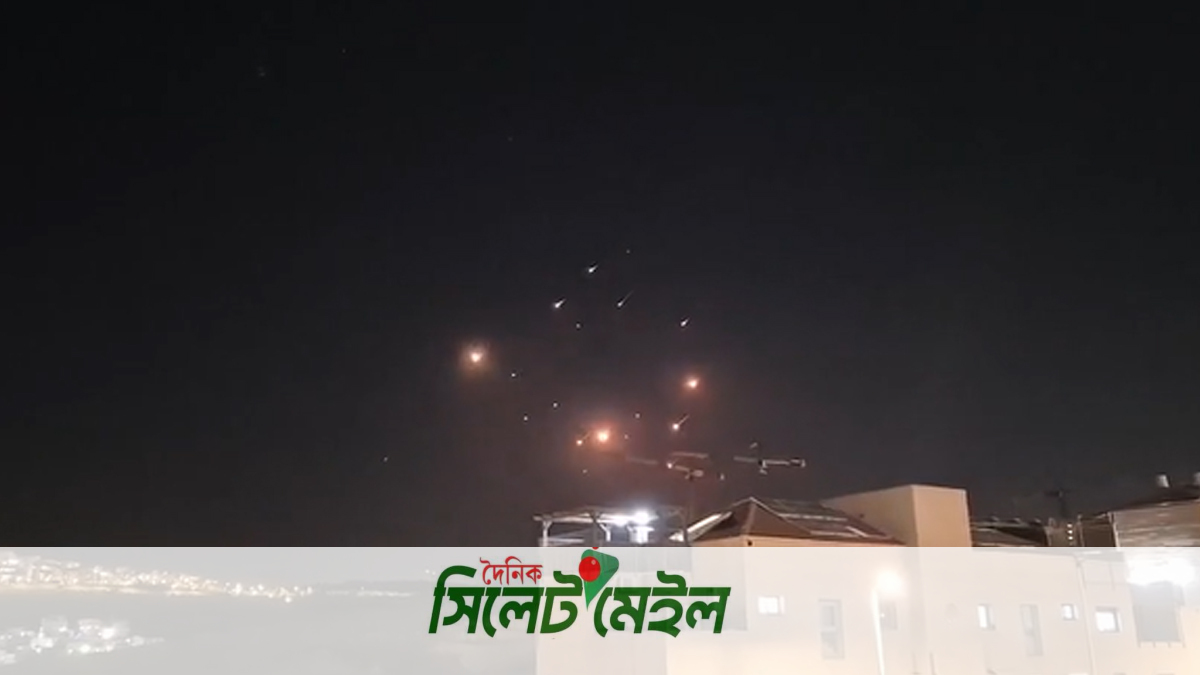 রাতভর হামলায় দিশেহারা ইসরায়েল, এখনও নিখোঁজ ৩৫