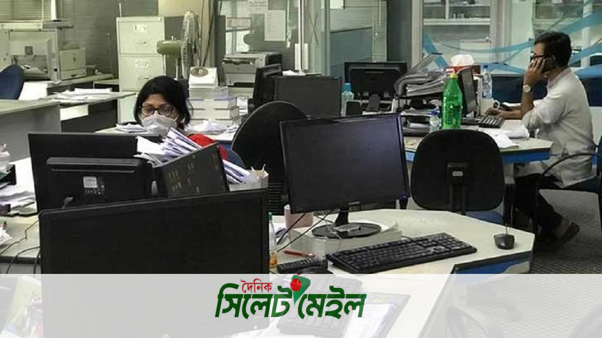 ঈদের ছুটি শেষে খুলেছে অফিস-আদালত-ব্যাংক