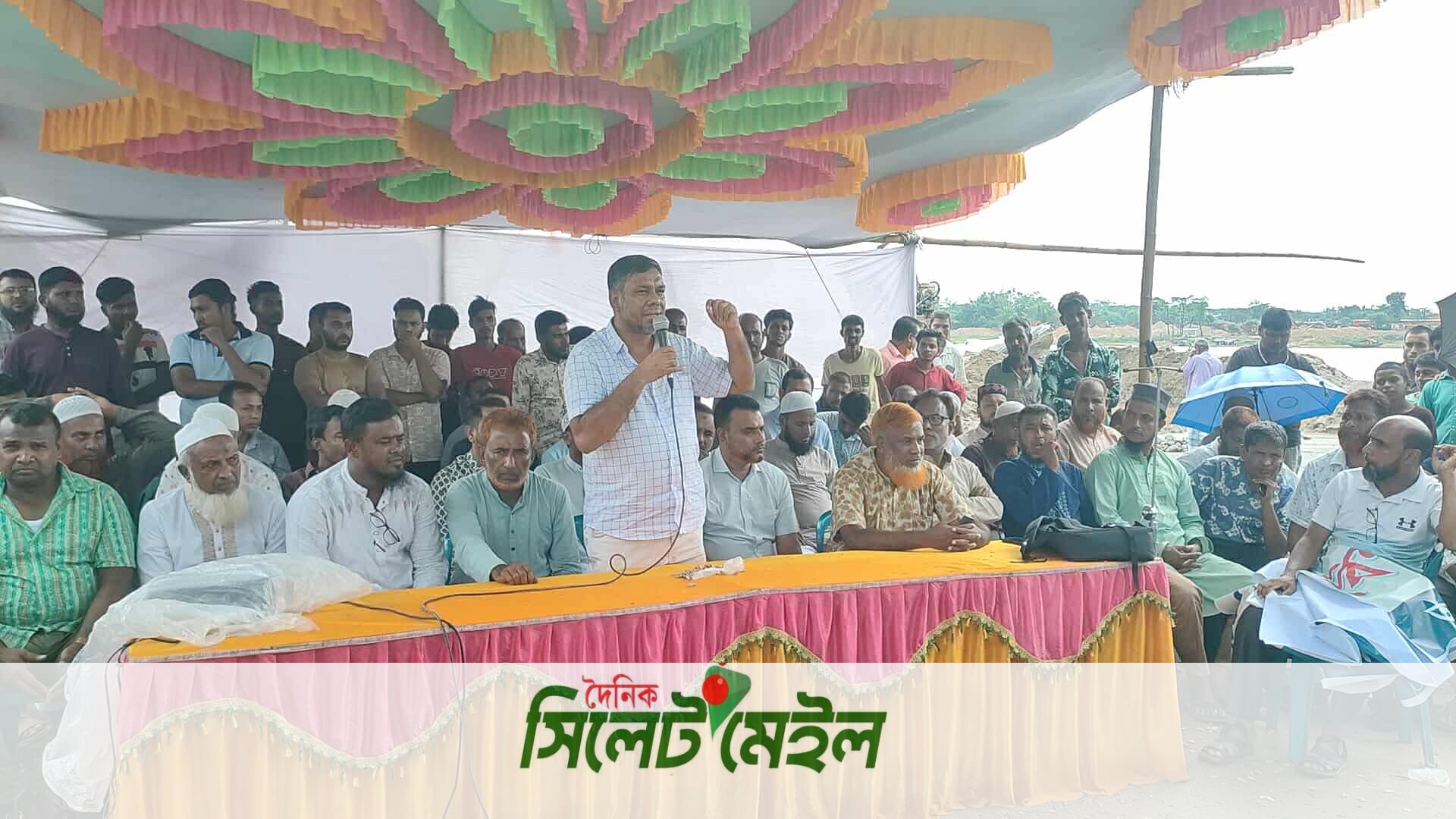 দুই দিনের ভিতরে ধলাই সেতু রক্ষায় পদক্ষেপ না নিলে সড়ক ও নৌ পথ অবরোধের হুশিয়ারী