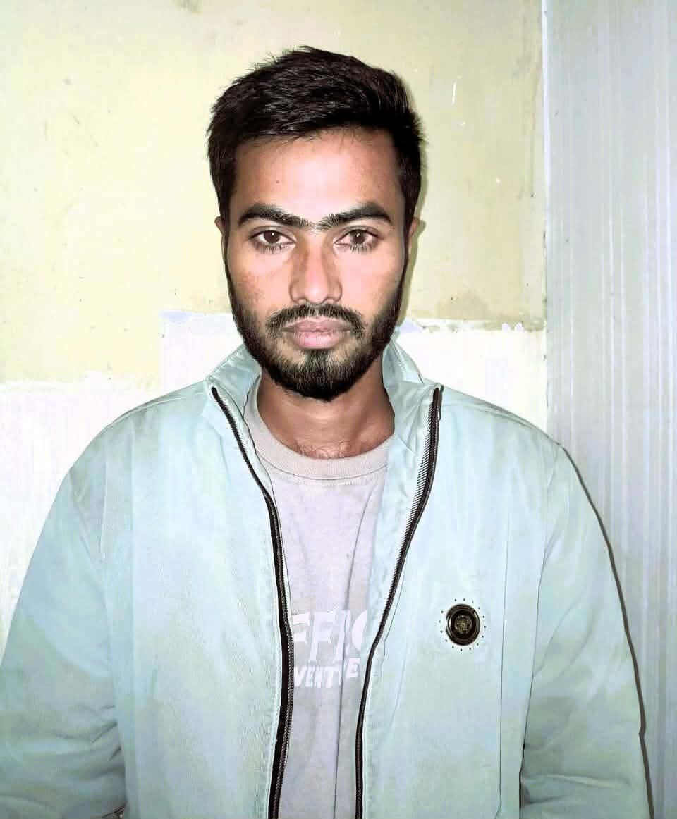 বালি পাথর কারবারির অপহৃত কিশোরী কন্যা কক্সবাজার থেকে উদ্যার,সৌদি প্রবাসী যুবক গ্রেফতার