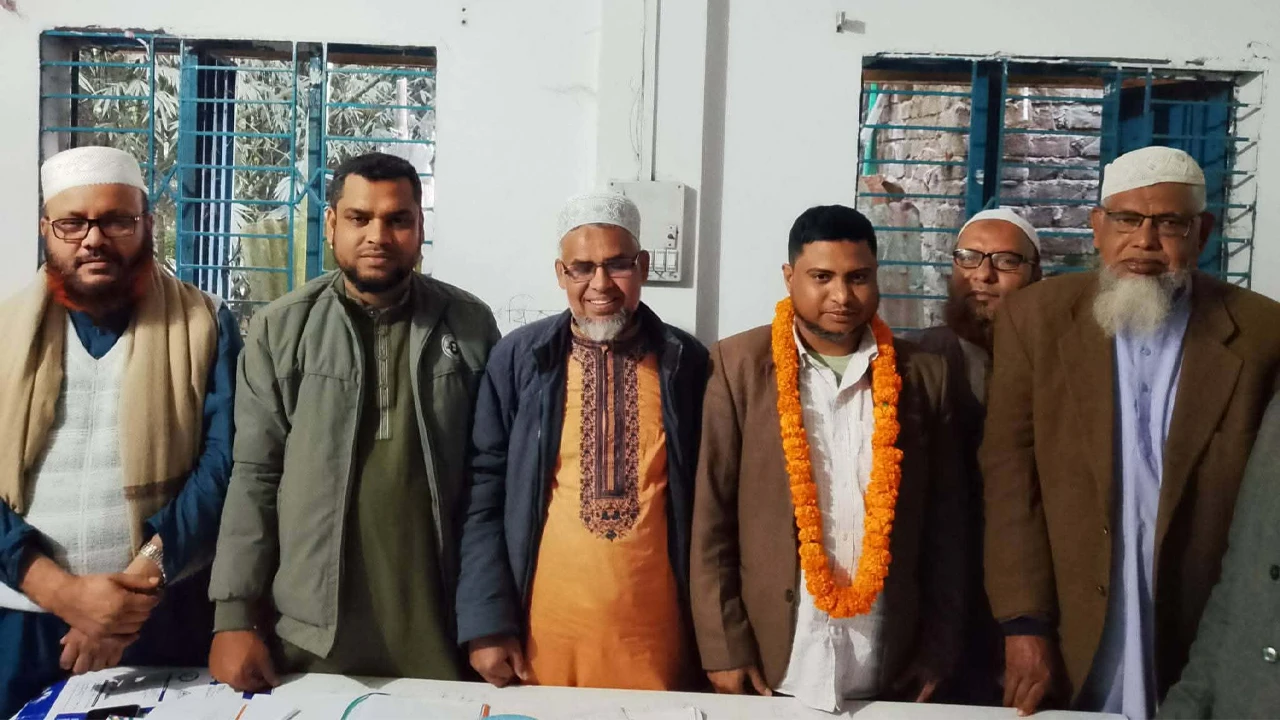 এবি পার্টি মনোনীত এমপি প্রার্থী দল ছেড়ে যোগ দিলেন জামায়াতে