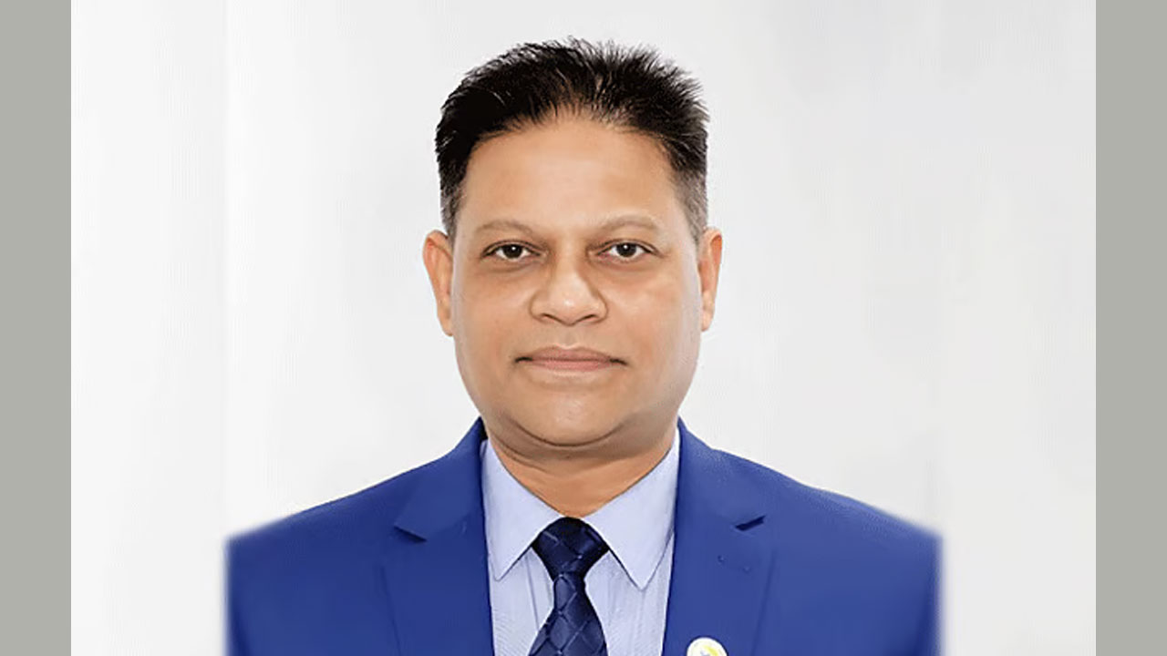 কে এই নতুন আইজিপি আলী হোসেন ফকির