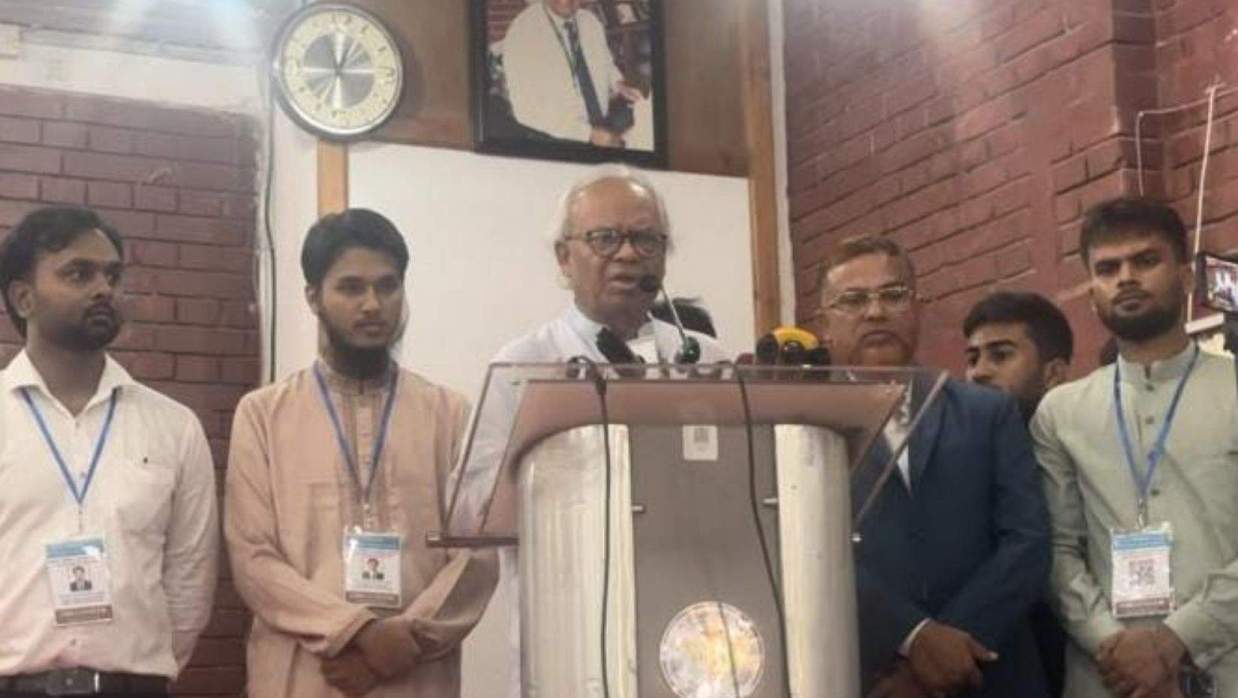 জুলাই সনদ নিয়ে রাজনৈতিক দলগুলোর ন্যুনতম সমঝোতা প্রয়োজন: রিজভী