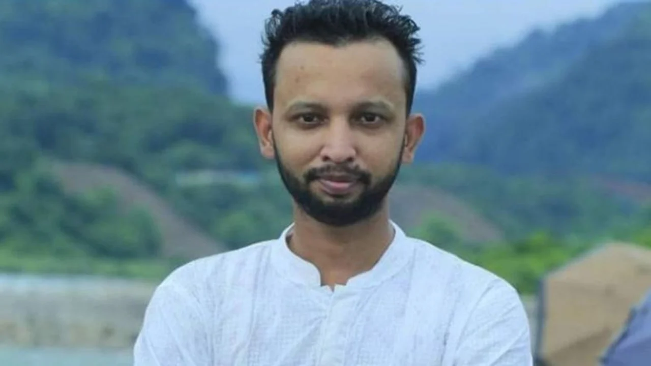 সাংবাদিক তুরাব হত্যার দুই বছর, ছেলে হত্যাকারীর বিচার দেখে যেতে চান মা