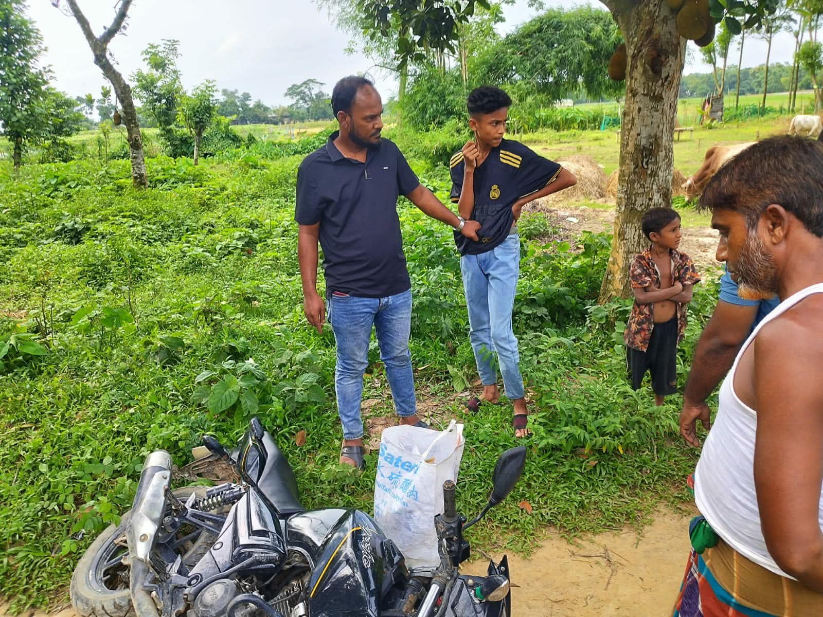 মাধবপুরে মাদকসহ যুবক আটকের ভিডিও ভাইরাল, অথচ মামলা হলো আসামি ছাড়া!